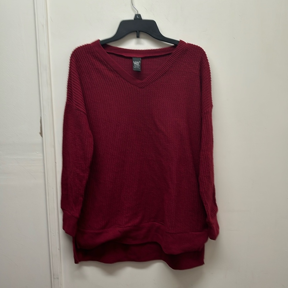 Lildy Ribbed V-Neck Long Sleeve Top - Size S/M